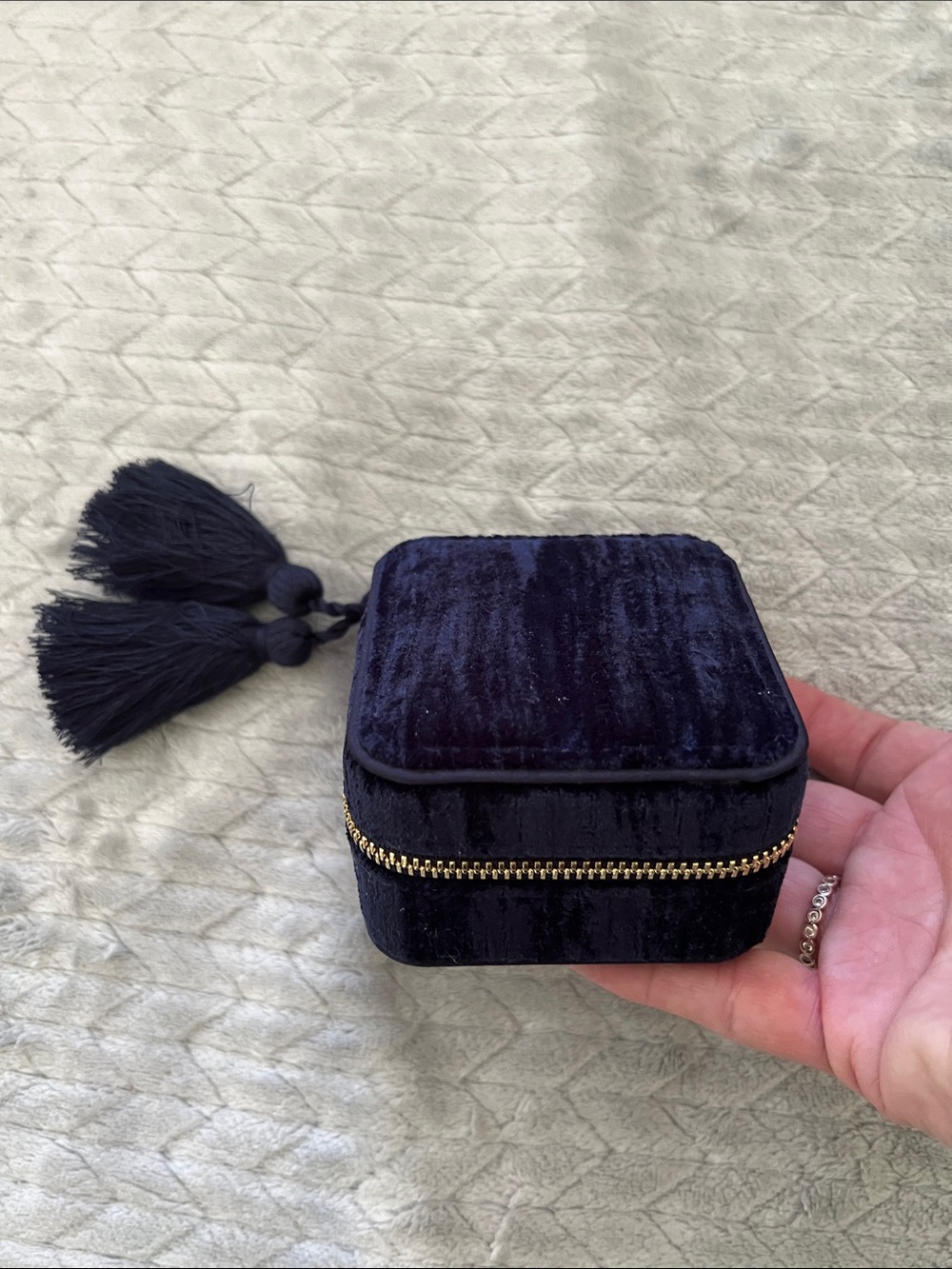 Sezane 🇫🇷 Navy Blue Velvet Tassel Jewelry Travel Case - NEW